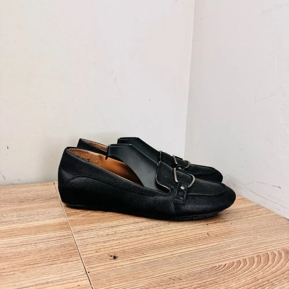 BareTraps Kellye Black Leather Loafers Women’s Size 9